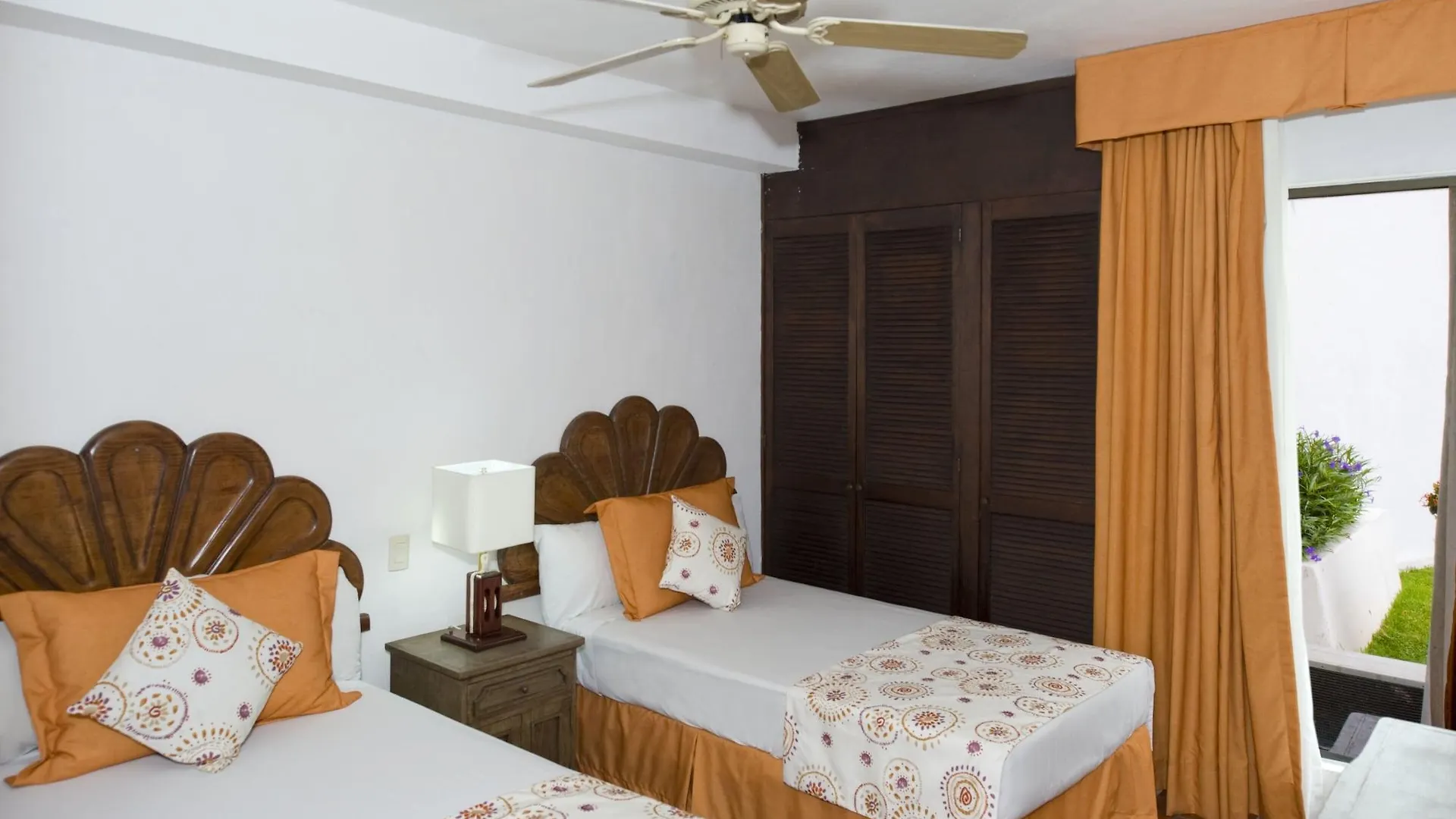 Vamar Vallarta All Inclusive Marina & Beach Resort Puerto Vallarta